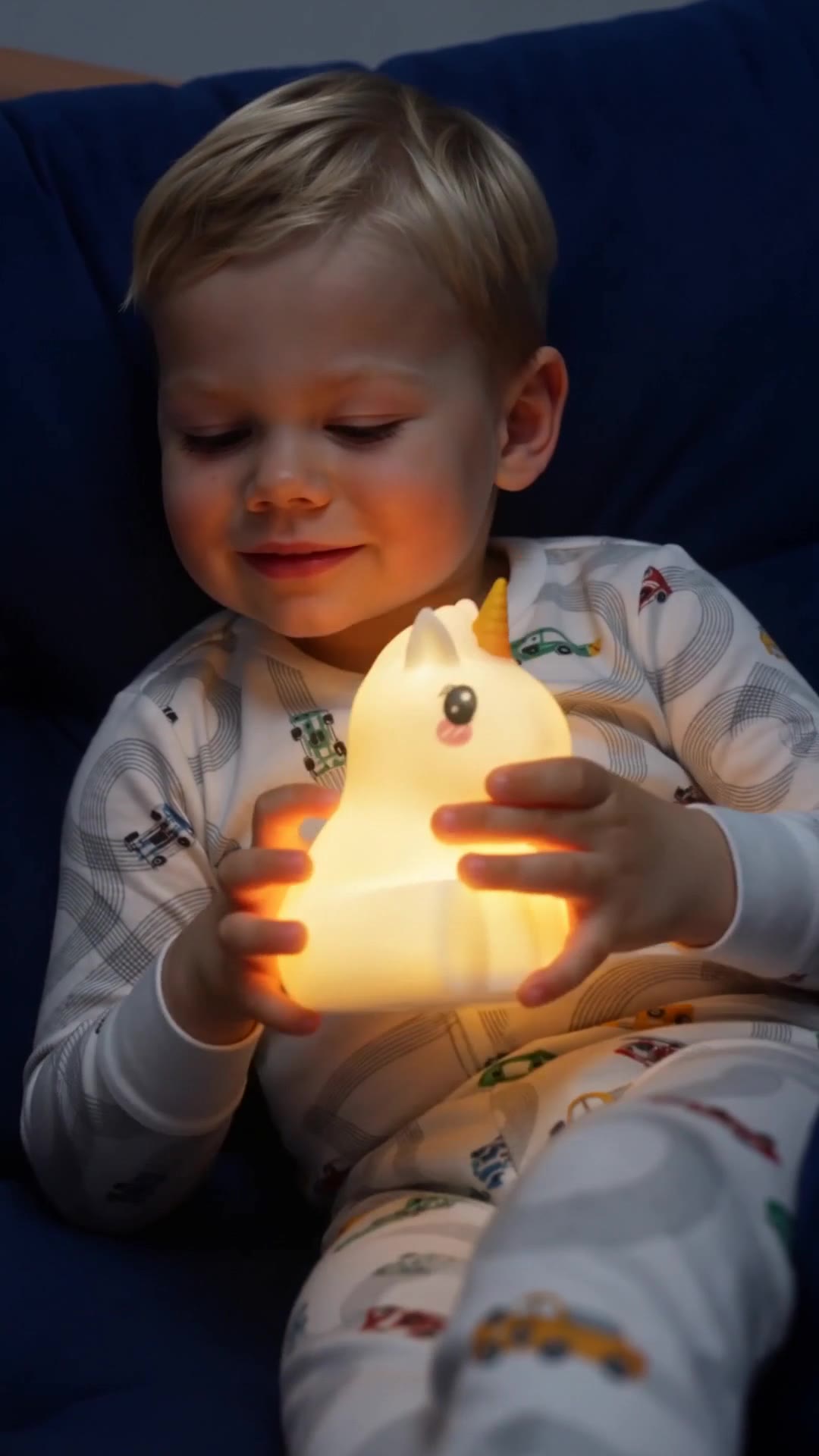 Glow Buddies ad clip — the night light calms bedtime